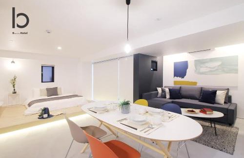 Hiroshima City Centre Apartment | b hotel Heiwaodori 302 - Huge Apt in Famous Hiroshima Dori For 6p