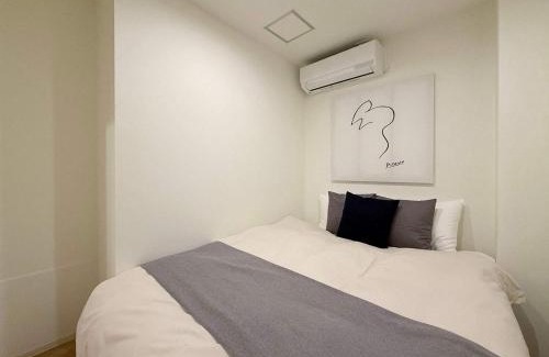 Hiroshima City Centre Apartment | b hotel NaouBLD - Central Hatchobori 2 Bedroom Apartment for 10 Guests