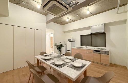 Hiroshima City Centre Apartment | b hotel NaouBLD - Central Hatchobori 2 Bedroom Apartment for 10 Guests