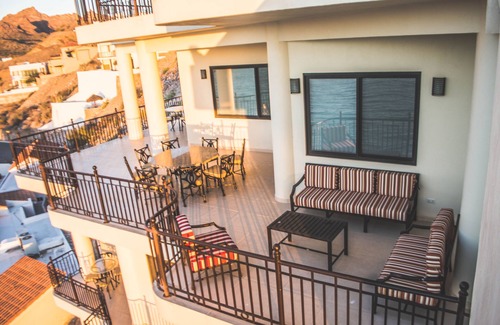 Kino Nuevo Condo | B2. Oceanview + 2 Bedroom + Social area w/jacuzzi + Private Beach + 4 people