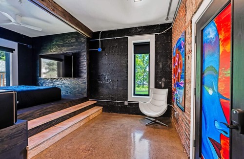 Sparta Bed & Breakfast | b3 Private 4 Suite Micro-Hotel