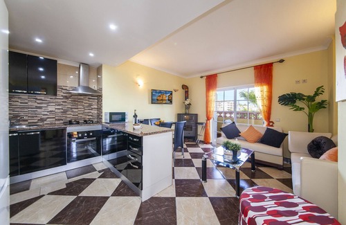 Albardeira Apartment | B47 - Walkway Beachview Place