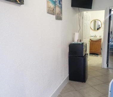 Little Havana House | B6 Best Value on Private Bedroom with Private Bathroom in Little Havana, Miami