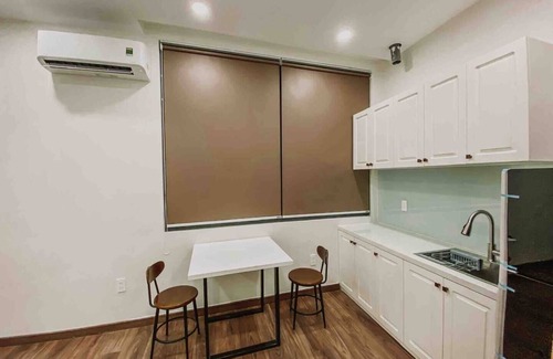 Tan Binh Apartment | B786/Studio 25m2/Big Window + Kitchen + Netflix