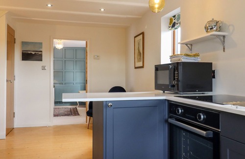St Mary's Bay Cottage | BAA LAMB COTTAGE, family friendly, with open fire in Dymchurch