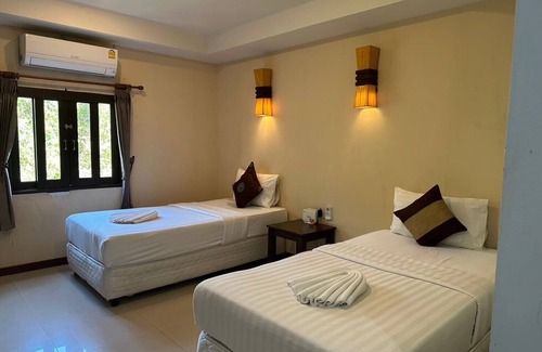 Thong Sala Hotel | Baan Busaba Hotel