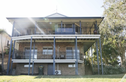 Angourie House | Baan Lek Sabai - Oceanstays