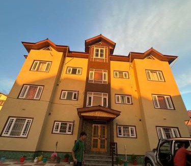 Srinagar House | Baba BabaBah