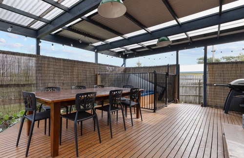 Smiths Beach House | Back Beach Oasis in Smiths Beach