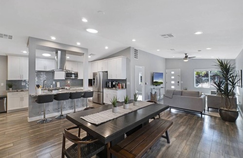 Camelback East Villa | Backyard Oasis - Pool, Basketball, Close to Hiking