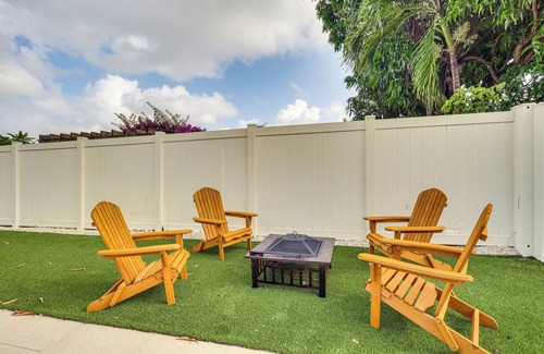 Lauderhill House | Backyard Oasis: Fort Lauderdale Home Near Beach