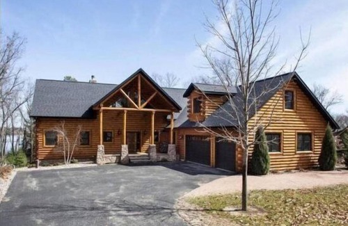 Juneau County House | Badgerado on Castle Rock Lake
