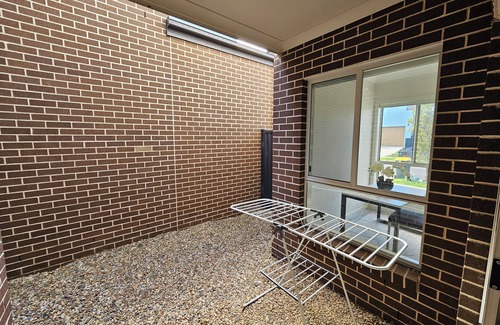 Bardia House | Badia& 5B3B Home for 12 wifi & Free Parking