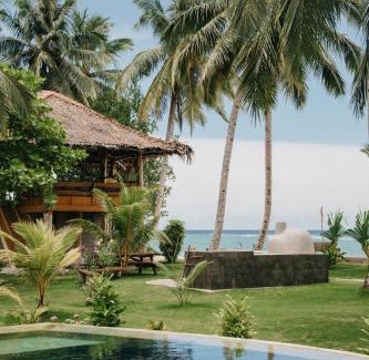 Katiet Villa | Baha Baha Villa Sailo Hts Mentawai Hollow Trees