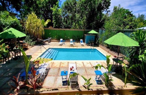West End Cottage | Bak A Yaad Overt Green Cottage