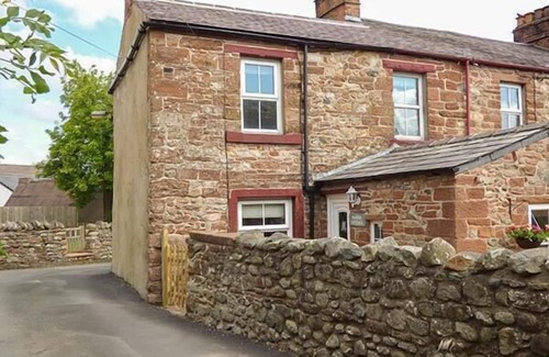 Kirkby Thore Cottage | BAKERS COTTAGE, pet friendly, with open fire in Kirkby Thore