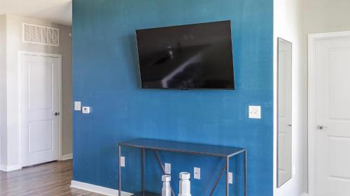 Madison Apartment | Balch Road Apartments by Landing