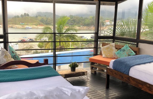Guatape Hotel | Balcones del lago