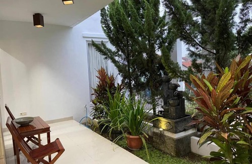Purwokerto Villa | BALI Luxury Guest House Purwokerto