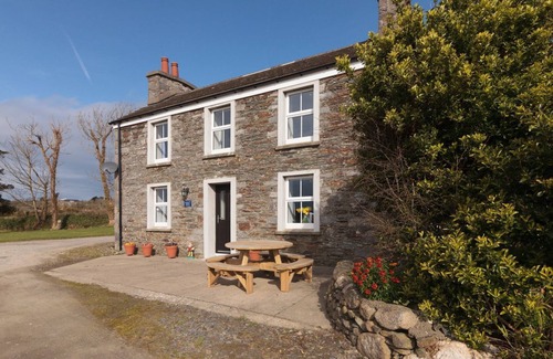Derbyhaven Cottage | Balladuke Farmhouse - a holiday cottage that sleeps 6 guests in 4 bedrooms