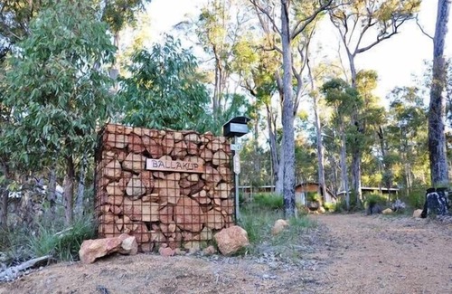 Serpentine-Jarrahdale House | Ballakup House in Jarrahdale
