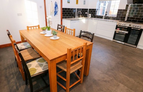 Binbrook Cottage | BALMEDIE, family friendly, character holiday cottage in Binbrook
