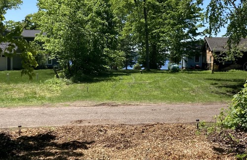 Balsam Lake Cabin | Balsam Lake Cabin and Pickleball Retreat