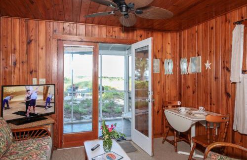 Holmes Beach Apartment | Bamboo Apartments