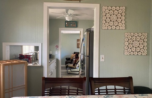 Lake Worth Corridor House | Banana Beach Compound