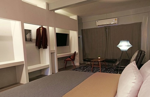 Sukhumvit House | Bangkok2510: 420 friendly, spacious luxury atop 80s barcade