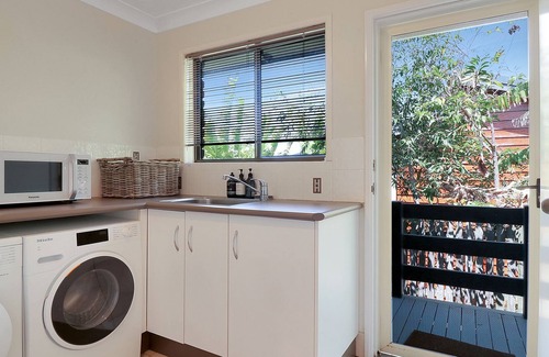 Meikleville Hill House | Banika House, Your Seaside Sanctuary!