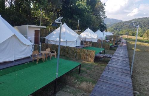 Fang Resort | Banna Cafe & Glamping บ้านนา คาเฟ่ แอนด์ แกรมปิ้ง