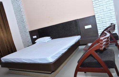Sikar Hotel | Banshidham Dharmasala