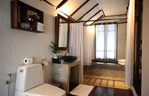 Thapae Hotel | Banthai Village