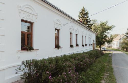Magyarhertelend Apartment | Barátúri Barátok Vendégház