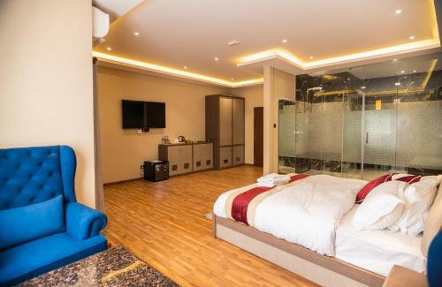 Gandaki Zone Hotel | Baranda Restro and Events