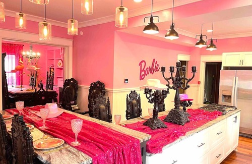 Hudson House | Barbiecore Castle Vibe’n in DT Hudson