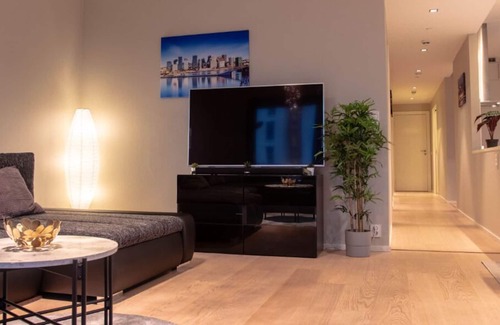 Oslo City Centre Condo | BARCODE LUXURIUOS 105 sqm 3BR apt. West facing balcony