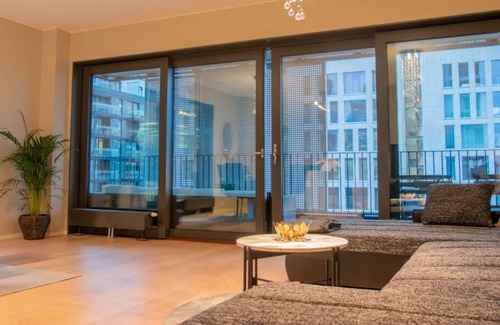 Oslo City Centre Condo | BARCODE LUXURIUOS 105 sqm 3BR apt. West facing balcony