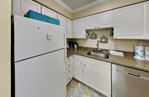 Indian Shores Apartment | Barefoot Beach Resort B-201