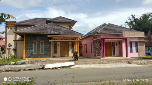 Sumatra House | Baringin Anam Guest House Syariah