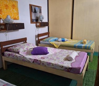 Dumaguete Cabin | Barkada Aircon Room