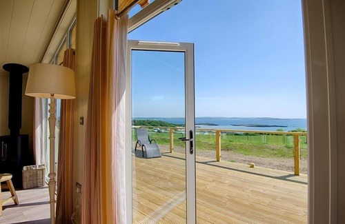 Castle Douglas Cottage | Barley Lodge - a lodge that sleeps 6 guests in 3 bedrooms