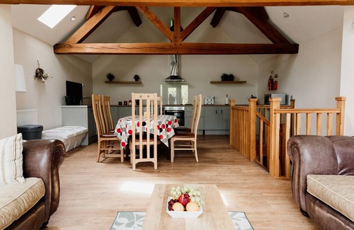 Devils Bridge Cottage | Barn in Wales with Swim Spa & Scenic Views