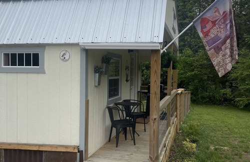 Tiger House | Barn Owl Villa North, Cozy , dog friendly, fire pit.