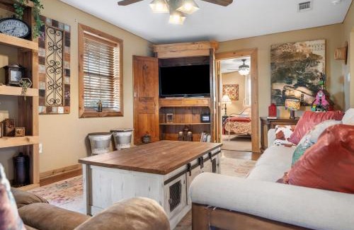 Georgetown House | Barndominium with Farm and Firepit near Lake Georgetown