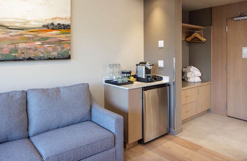 Eastsound Hotel | Barnes - Relaxing Window Seat for Morning Coffee
