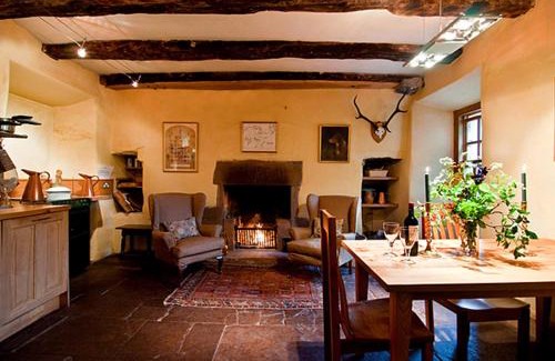 Kirkton Manor House | Barns Tower