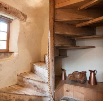 Kirkton Manor House | Barns Tower