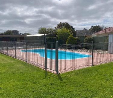 Colac Hotel | Baronga Motor Inn
